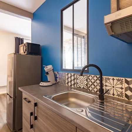 Le Cosmo Du Grand Bassin Avec Terrasse Apartmán